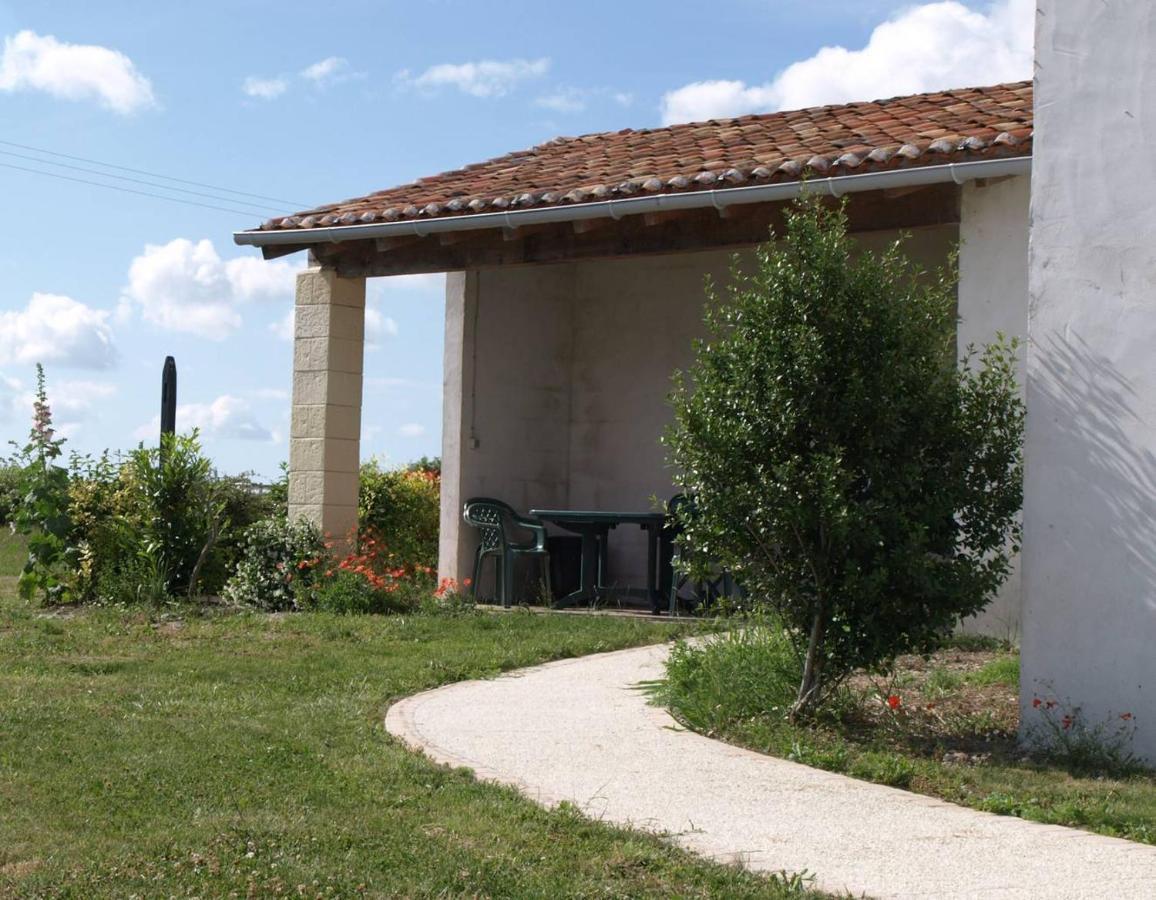 Les Gites De Brives Bagian luar foto