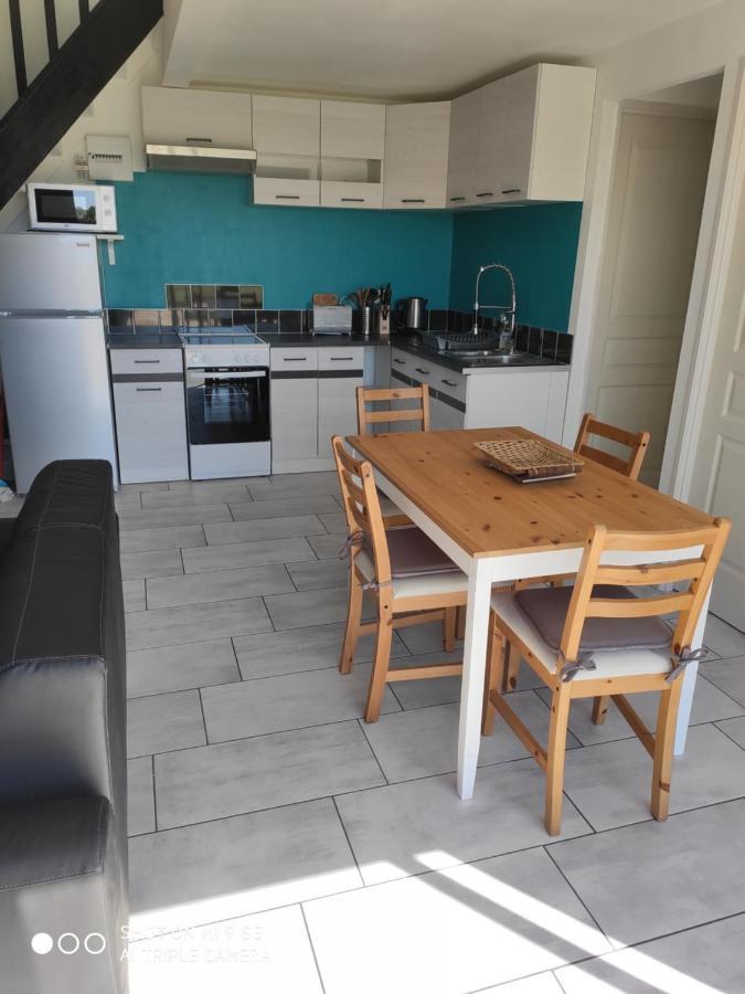 Les Gites De Brives Bagian luar foto