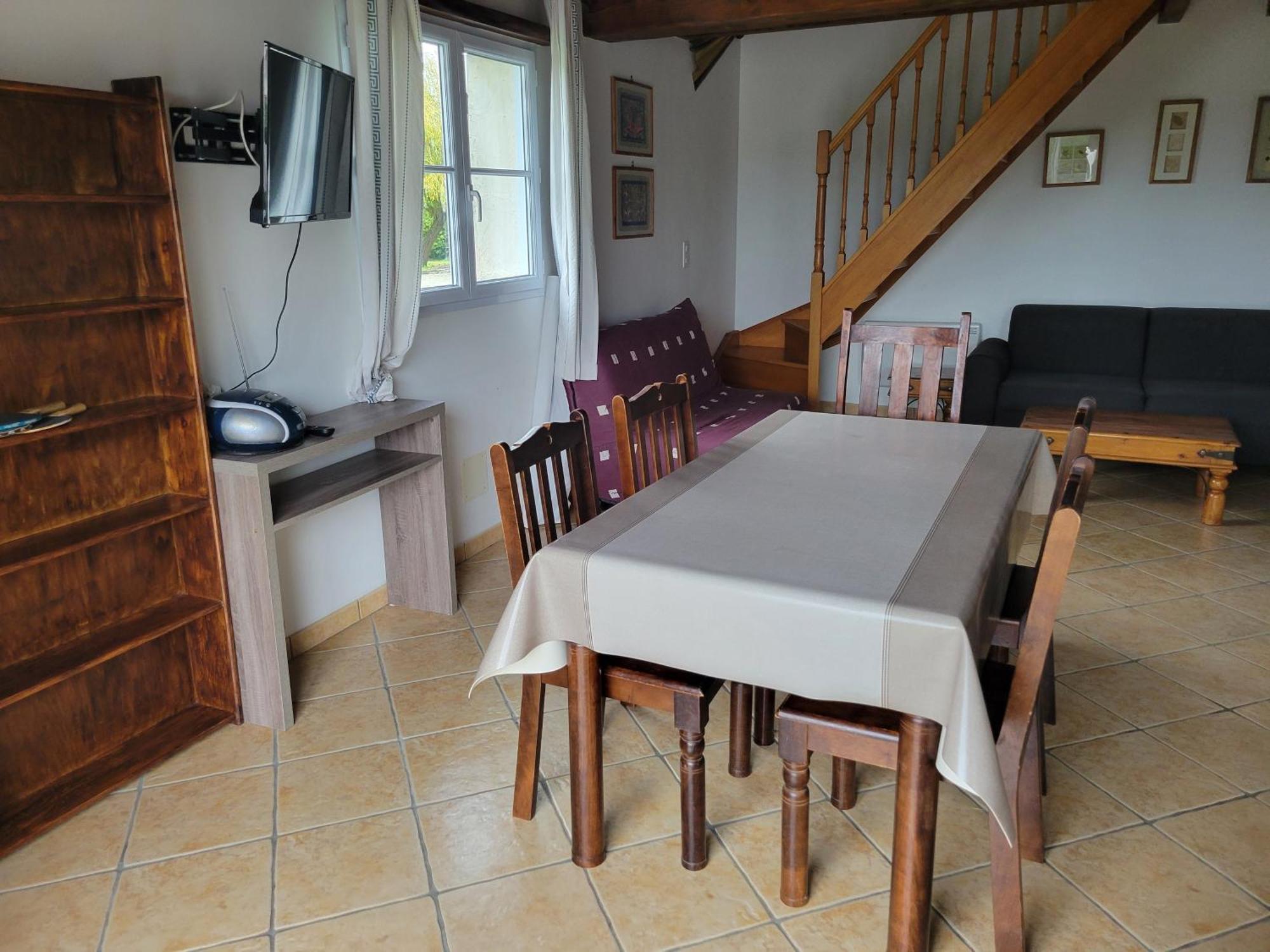 Les Gites De Brives Bagian luar foto